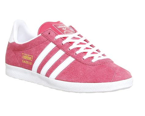 adidas gazelle hot pink.